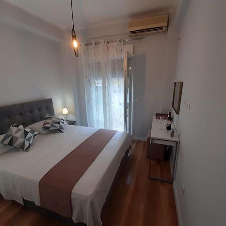 Appartamento Σπιτι Ιδανικο Για 4 Ατομα Στον Αγ. Νικολαο Αττικησ Atene Esterno foto
