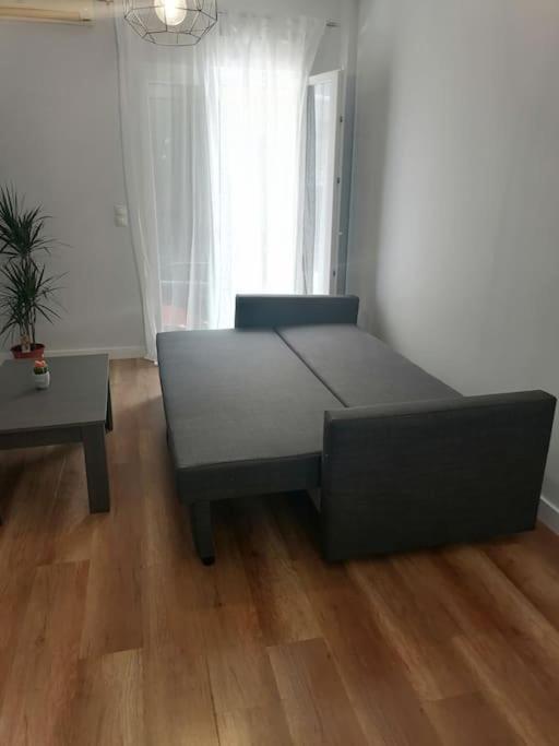Appartamento Σπιτι Ιδανικο Για 4 Ατομα Στον Αγ. Νικολαο Αττικησ Atene Esterno foto