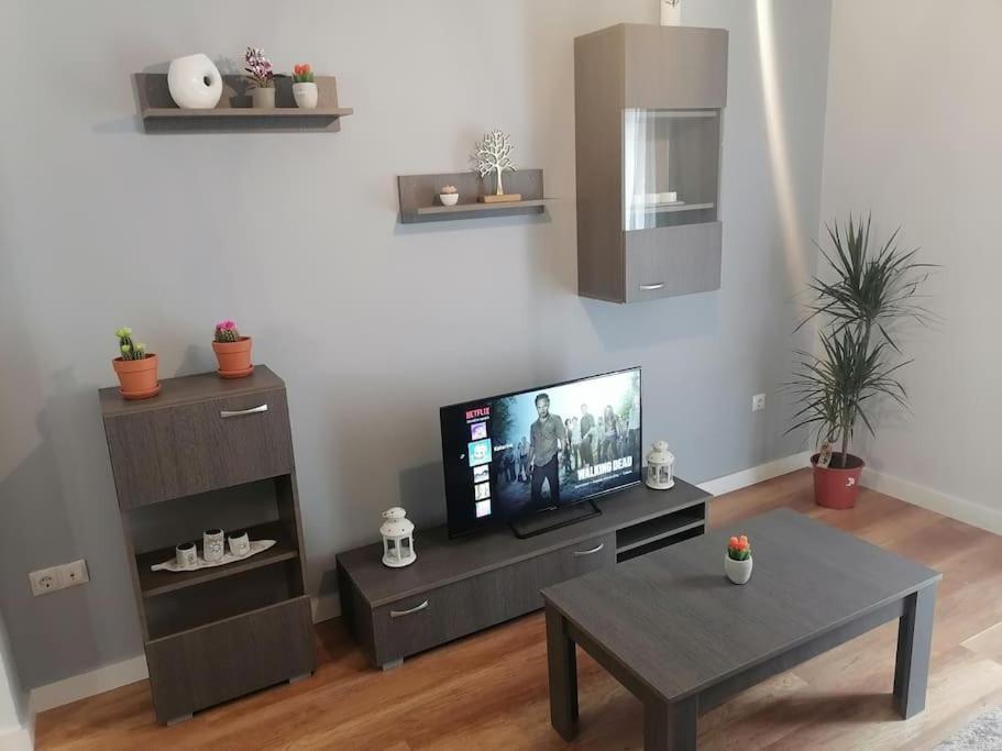 Appartamento Σπιτι Ιδανικο Για 4 Ατομα Στον Αγ. Νικολαο Αττικησ Atene Esterno foto