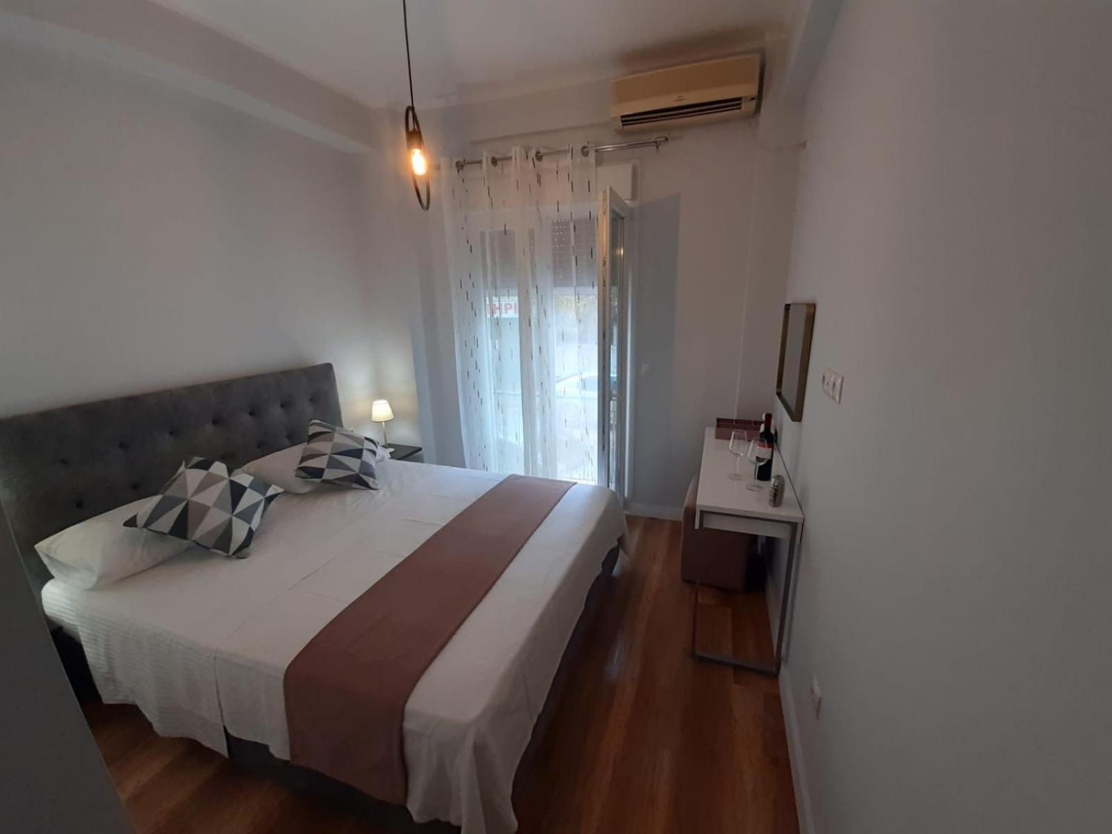 Appartamento Σπιτι Ιδανικο Για 4 Ατομα Στον Αγ. Νικολαο Αττικησ Atene Esterno foto
